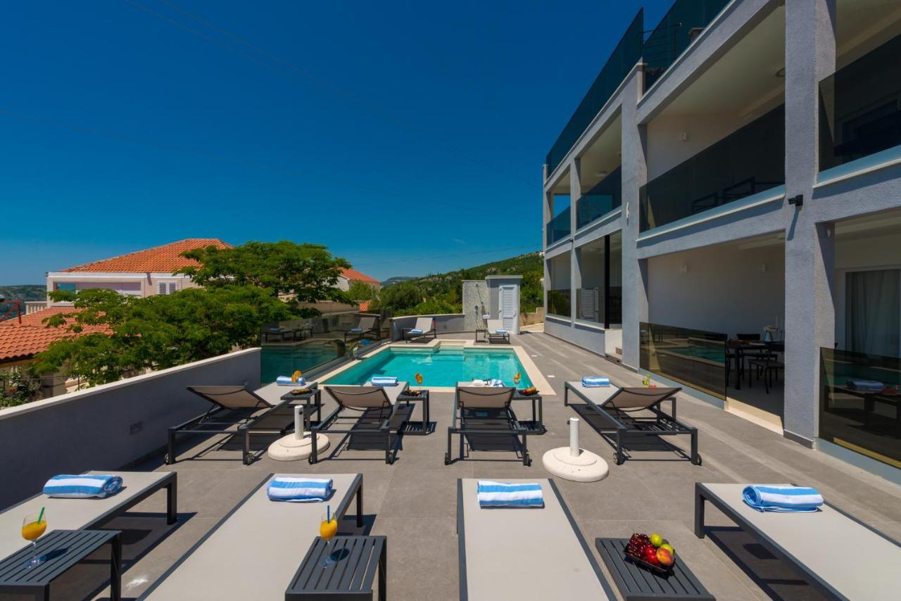Apartments Villa Poco Loco Млини Экстерьер фото