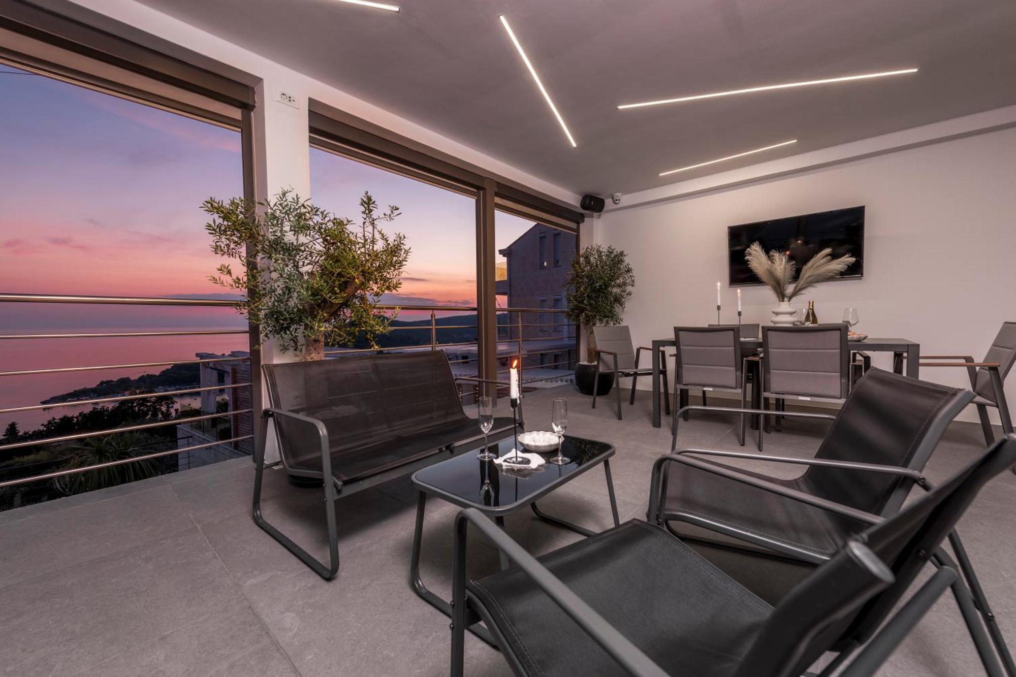 Apartments Villa Poco Loco Млини Экстерьер фото